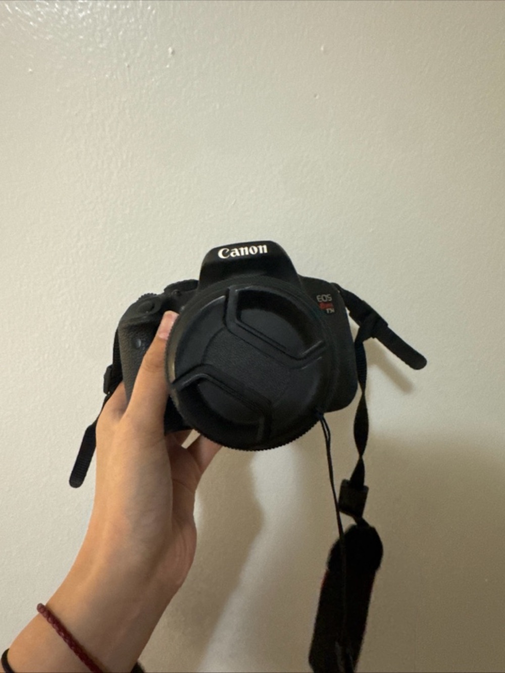 Canon EOS Rebel T5i DSLR Camera + Extras